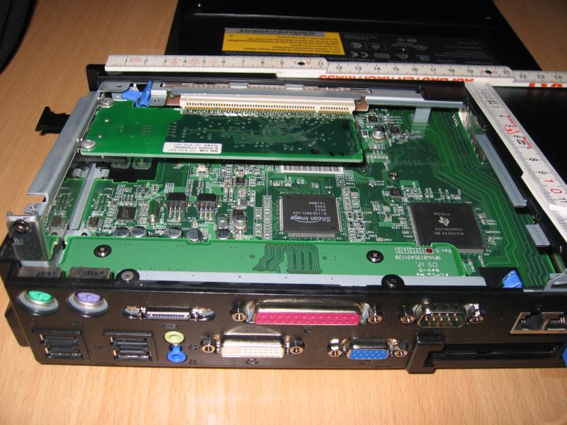 ThinkPad-DockII-rear.jpg