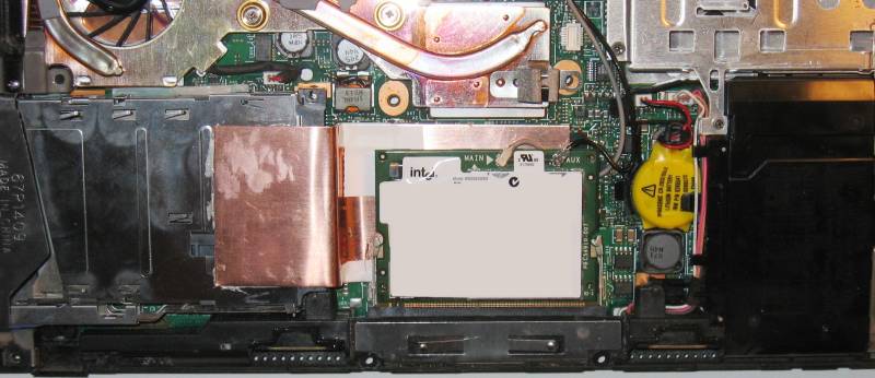 Image:Southbridge-cooling-hack-done-pci-top.jpg